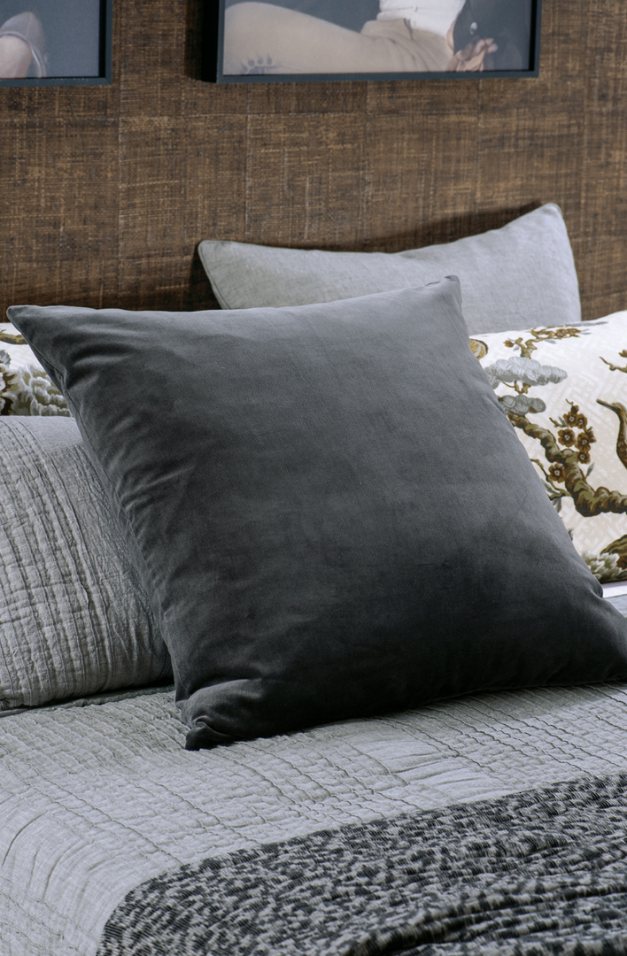 Bianca Lorenne - Tramonto - Cushion/Eurocase - Graphite image 1